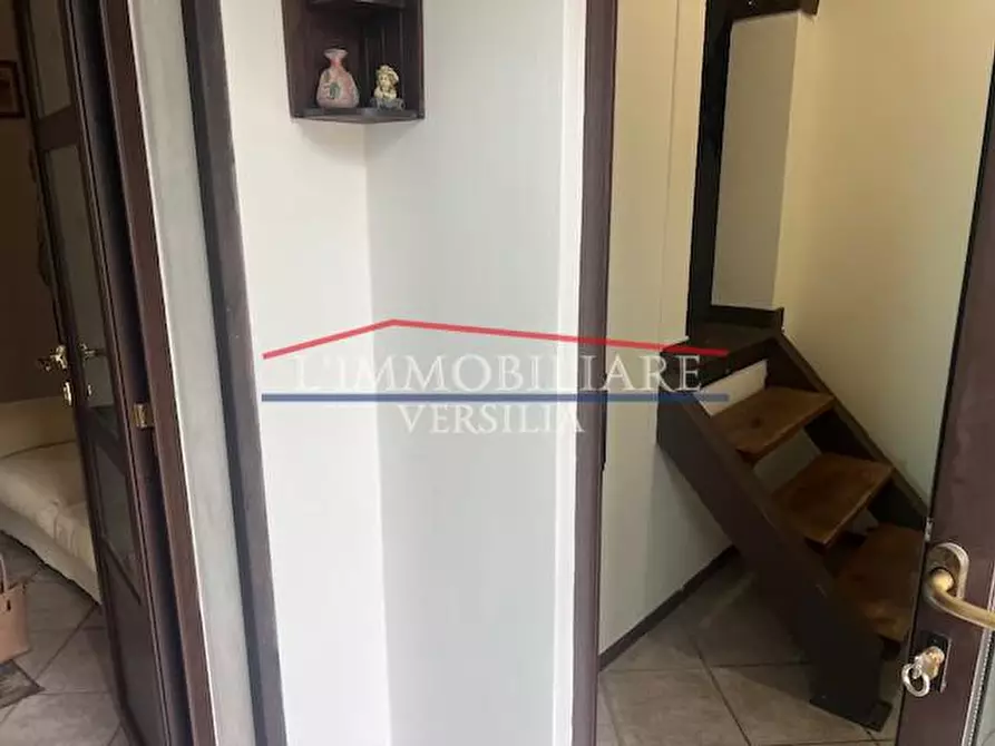 Immagine 3 di Casa semindipendente in vendita  a Massa