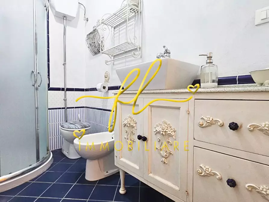 Immagine 5 di Appartamento in vendita  a Cecina