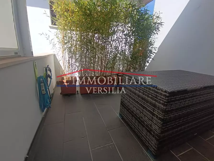 Immagine 28 di Villa in vendita  a Montignoso