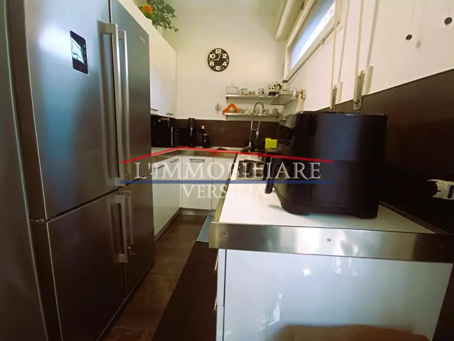 Immagine 58 di Villa in vendita  a Montignoso