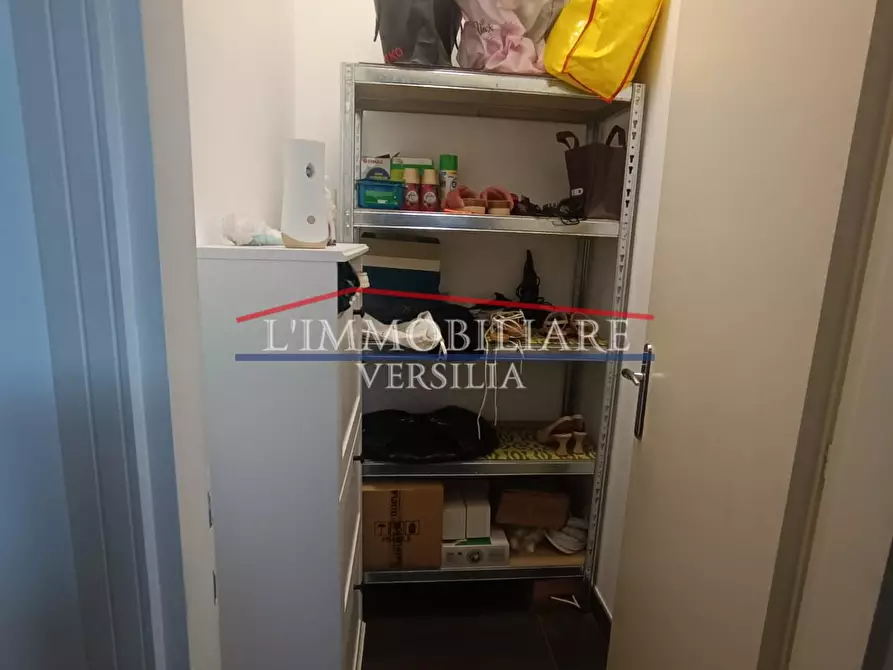 Immagine 42 di Villa in vendita  a Montignoso