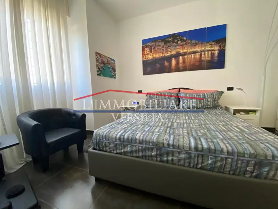 Immagine 70 di Villa in vendita  a Montignoso