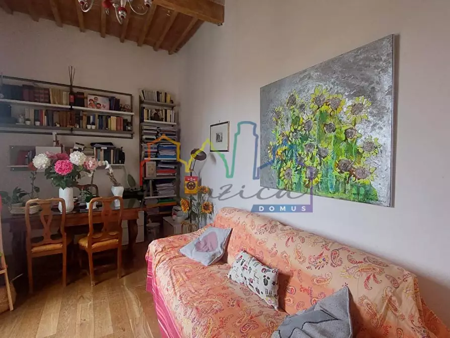 Immagine 10 di Appartamento in vendita  a Pisa