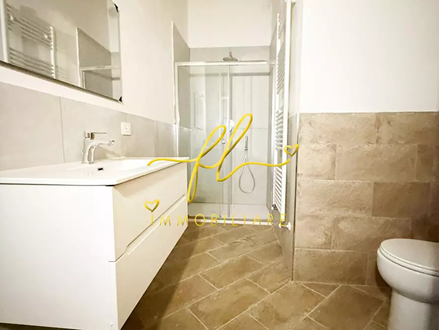 Immagine 8 di Appartamento in vendita  a Rosignano Marittimo