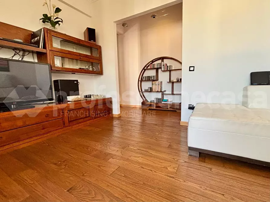 Immagine 1 di Appartamento in vendita  a Pisa