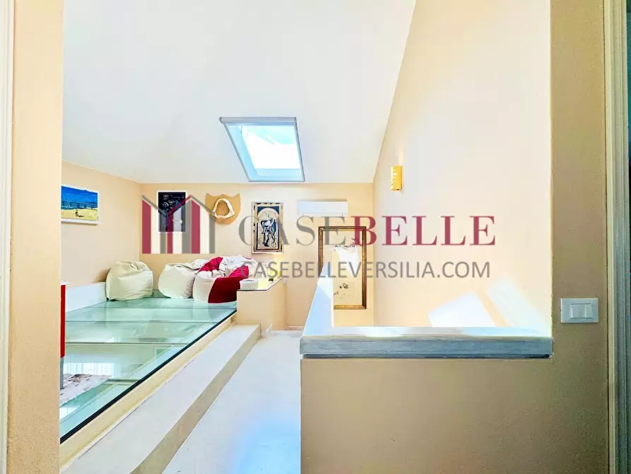 Immagine 45 di Casa bifamiliare in vendita  a Camaiore