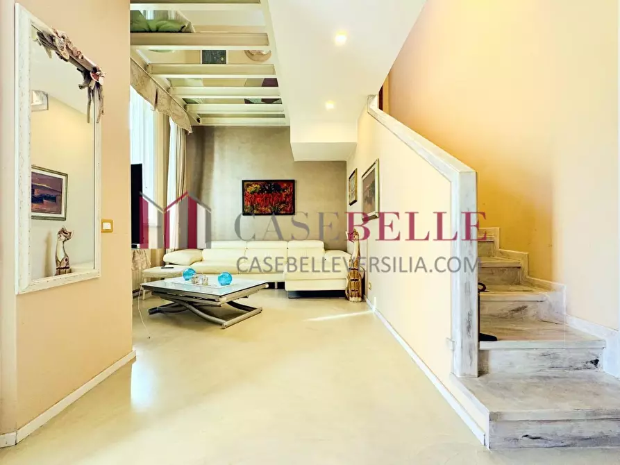 Immagine 5 di Casa bifamiliare in vendita  a Camaiore
