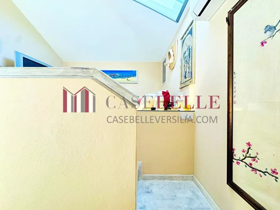 Immagine 28 di Casa bifamiliare in vendita  a Camaiore