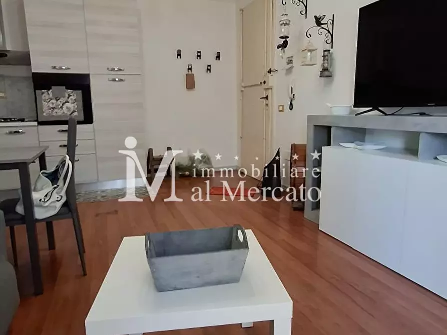 Immagine 16 di Appartamento in vendita  a Viareggio