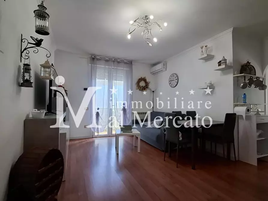 Immagine 15 di Appartamento in vendita  a Viareggio