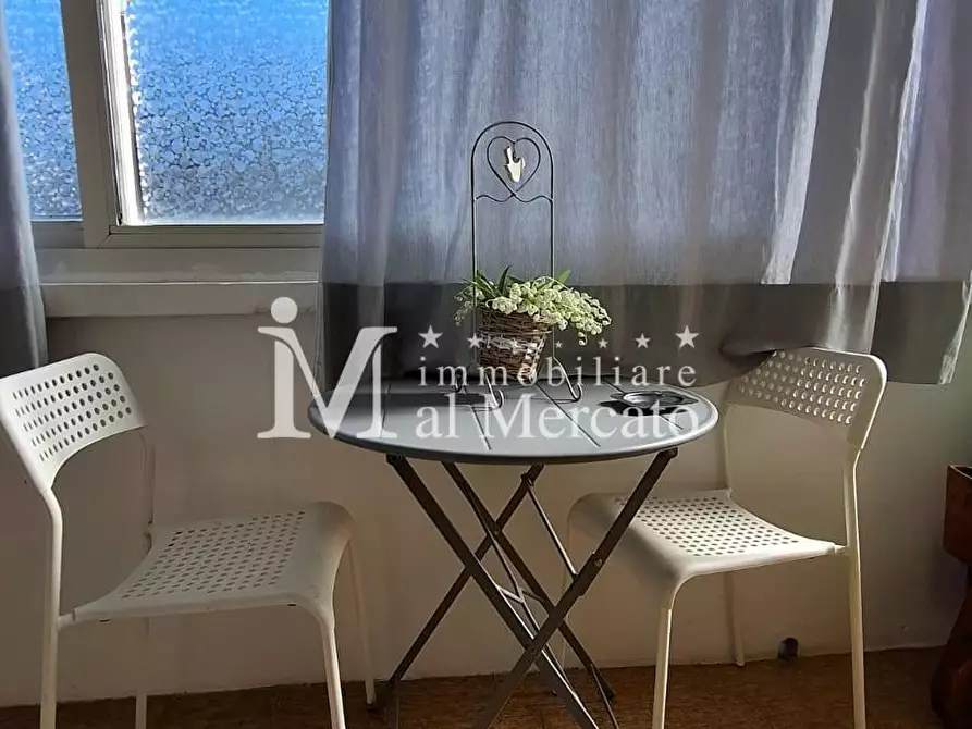 Immagine 10 di Appartamento in vendita  a Viareggio