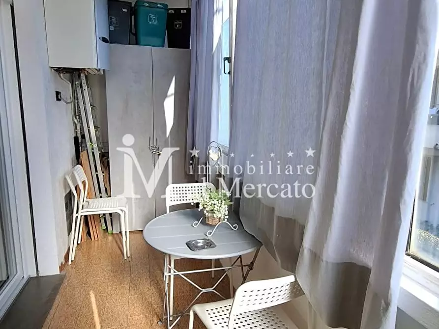 Immagine 12 di Appartamento in vendita  a Viareggio