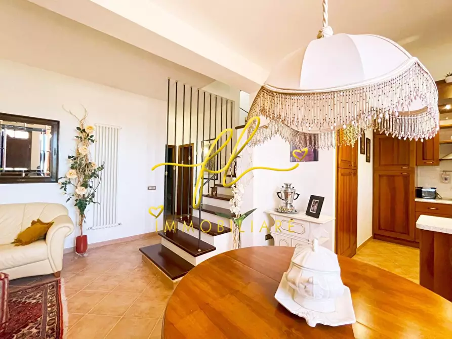 Immagine 11 di Casa bifamiliare in vendita  a Pomarance