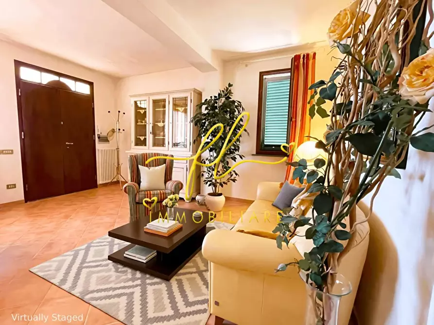 Immagine 3 di Casa bifamiliare in vendita  a Pomarance