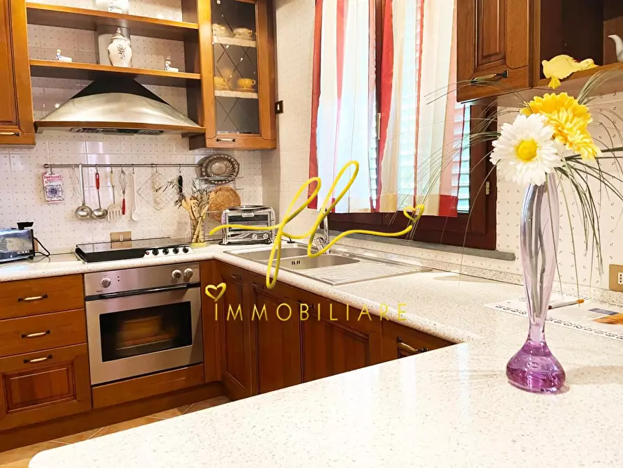 Immagine 6 di Casa bifamiliare in vendita  a Pomarance