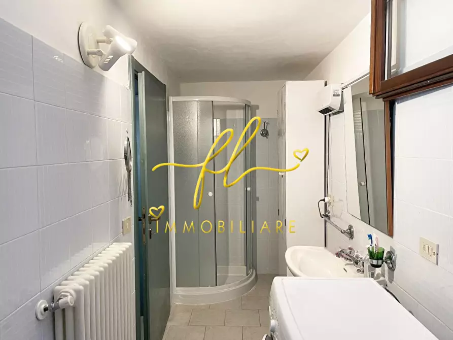 Immagine 17 di Casa bifamiliare in vendita  a Pomarance