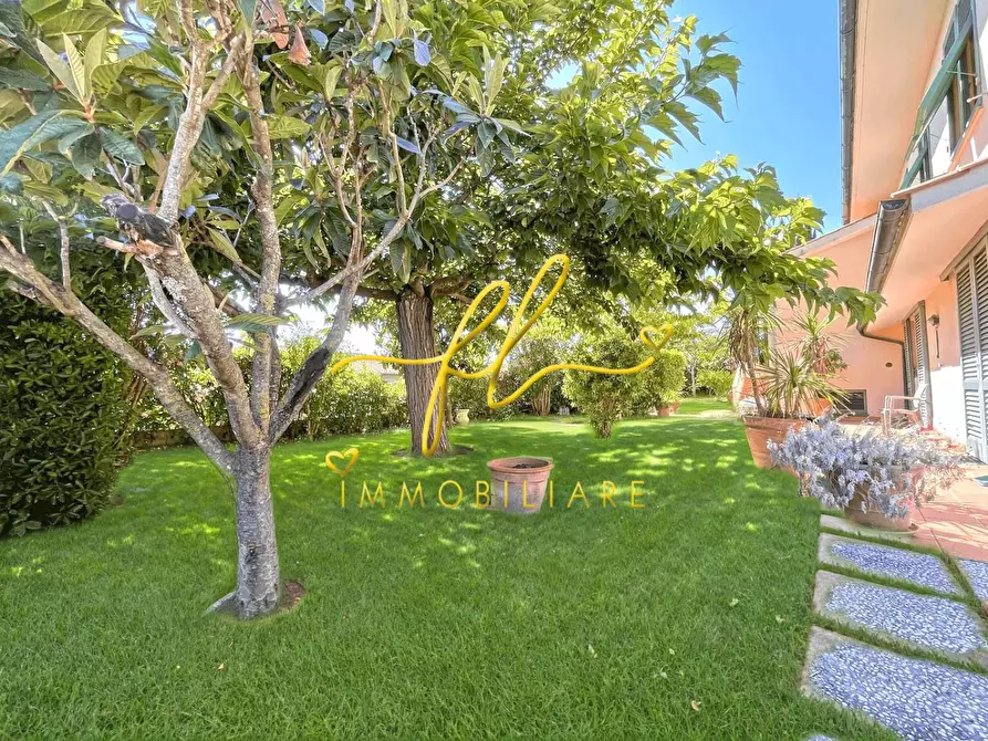 Immagine 30 di Casa bifamiliare in vendita  a Pomarance