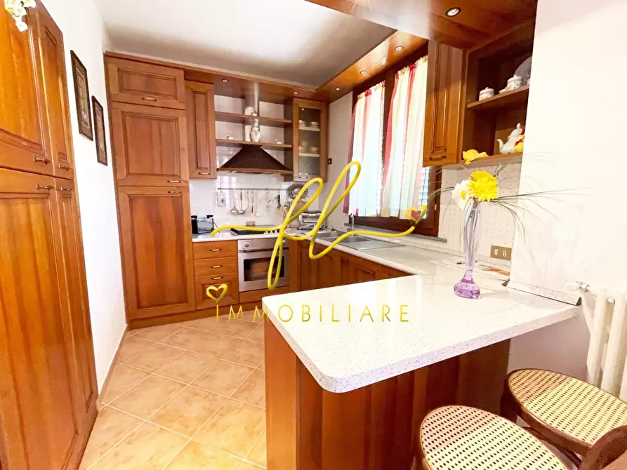 Immagine 5 di Casa bifamiliare in vendita  a Pomarance