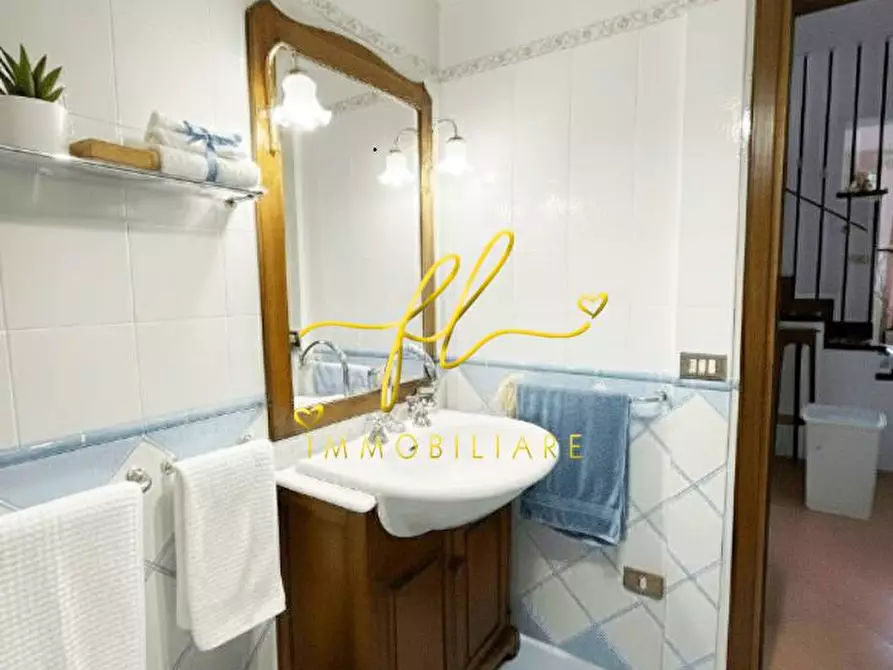 Immagine 16 di Casa bifamiliare in vendita  a Pomarance