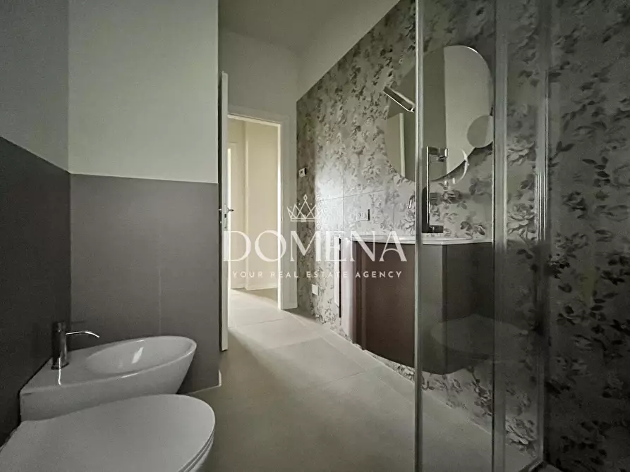 Immagine 7 di Appartamento in vendita  a Siena