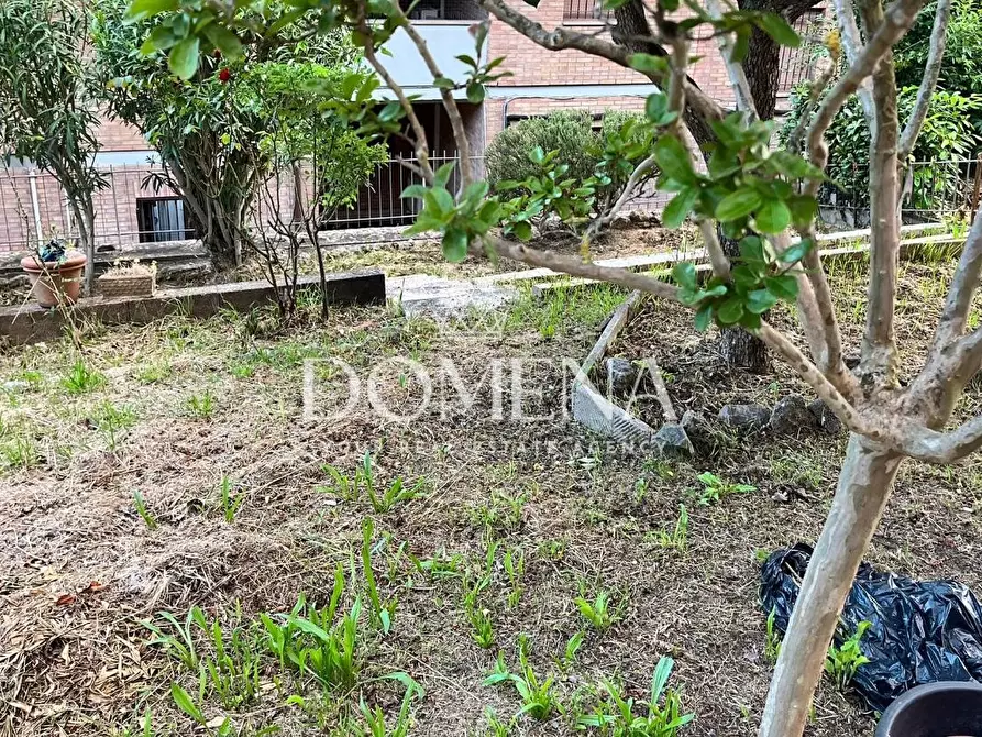 Immagine 14 di Appartamento in vendita  a Siena