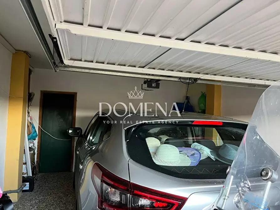 Immagine 17 di Appartamento in vendita  a Siena