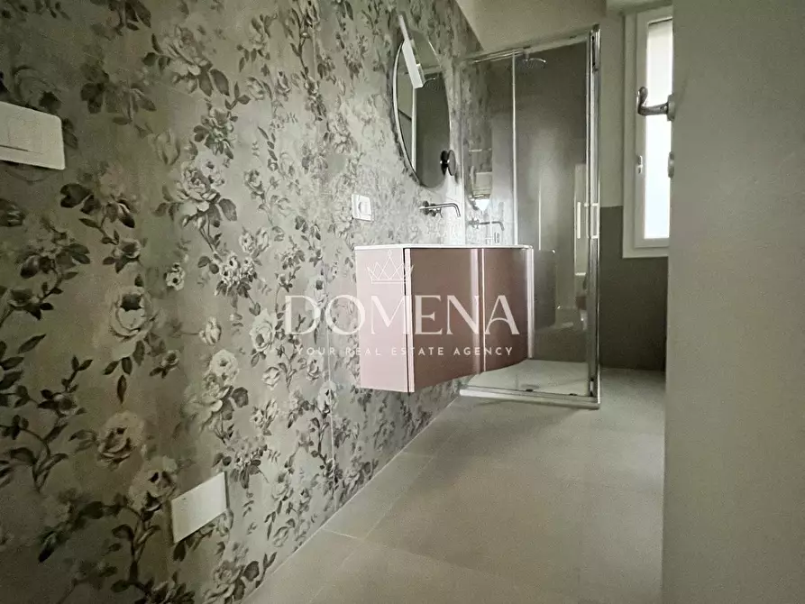 Immagine 6 di Appartamento in vendita  a Siena