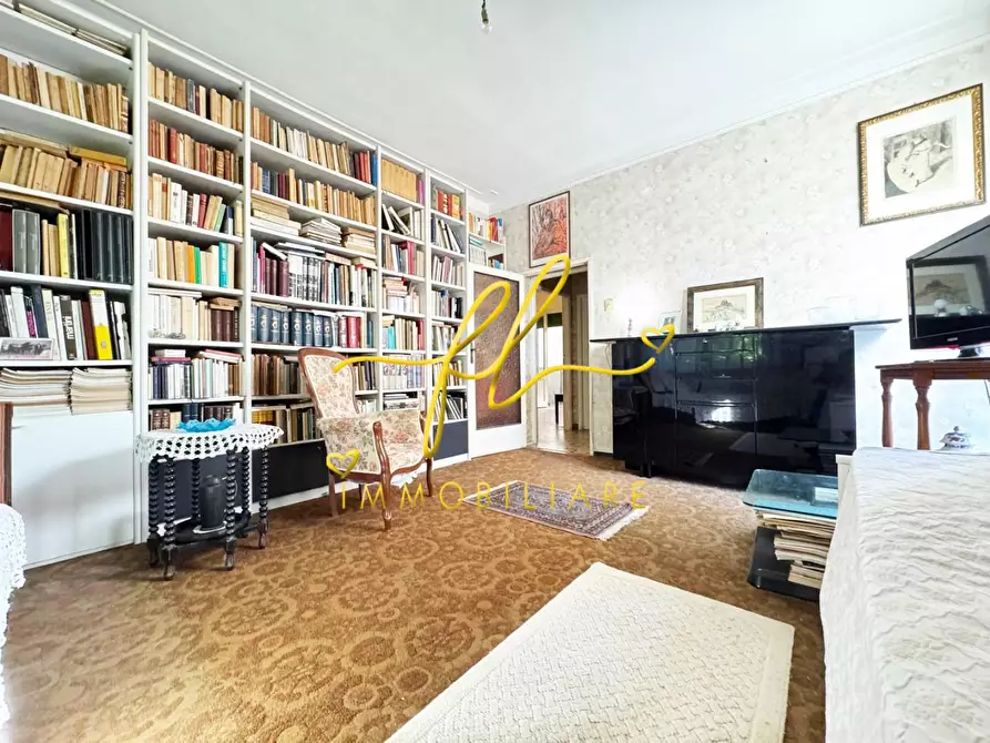 Immagine 5 di Appartamento in vendita  a Livorno