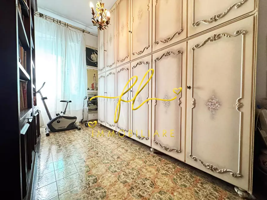 Immagine 12 di Appartamento in vendita  a Livorno