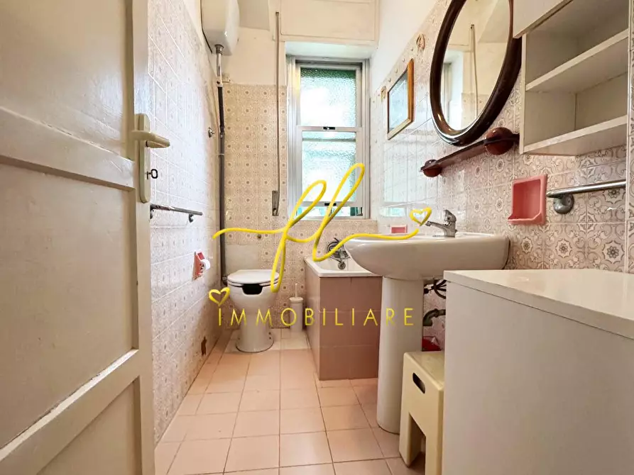 Immagine 26 di Appartamento in vendita  a Livorno