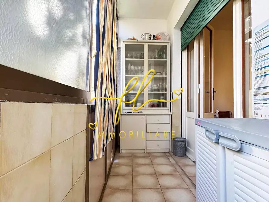 Immagine 22 di Appartamento in vendita  a Livorno