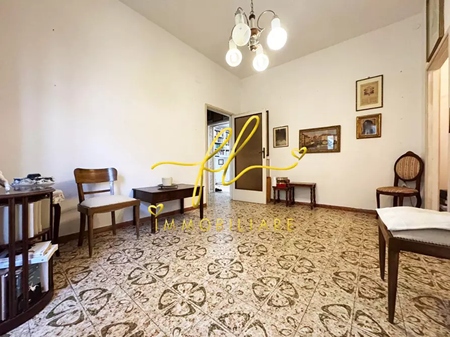 Immagine 9 di Appartamento in vendita  a Livorno