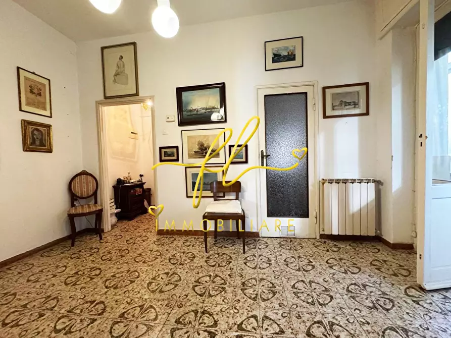 Immagine 14 di Appartamento in vendita  a Livorno