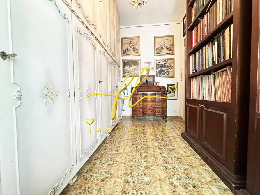 Immagine 23 di Appartamento in vendita  a Livorno