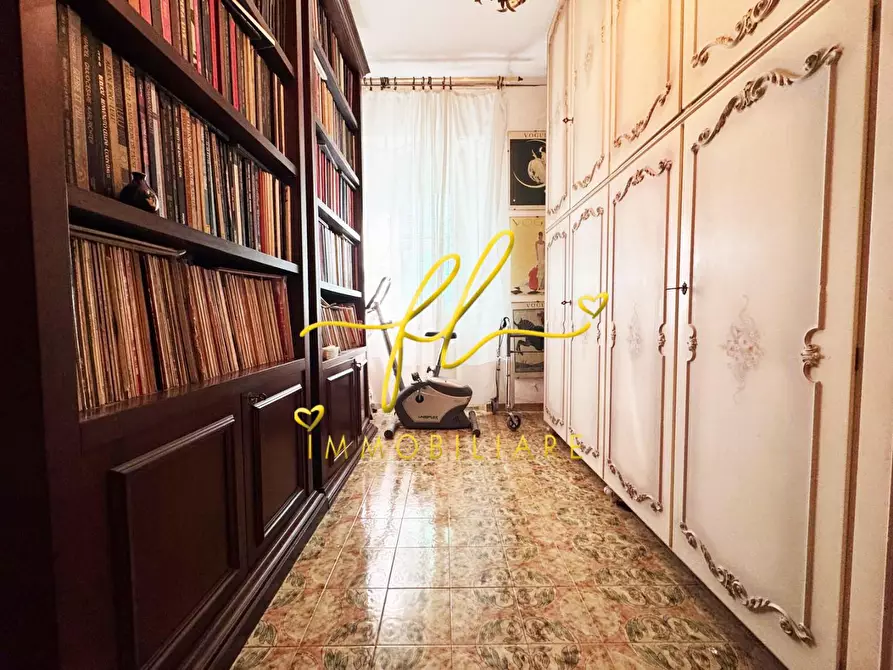 Immagine 15 di Appartamento in vendita  a Livorno