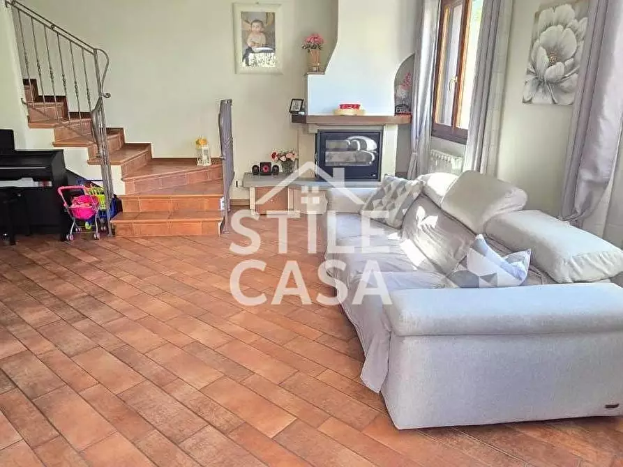 Immagine 20 di Villetta a schiera in vendita  a Altopascio