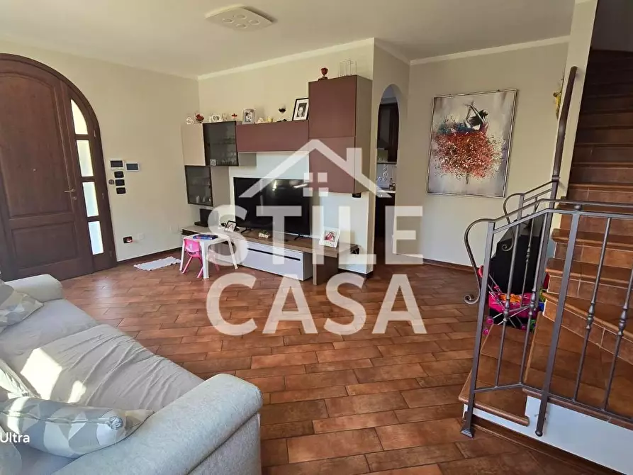 Immagine 2 di Villetta a schiera in vendita  a Altopascio