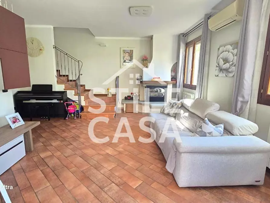 Immagine 3 di Villetta a schiera in vendita  a Altopascio