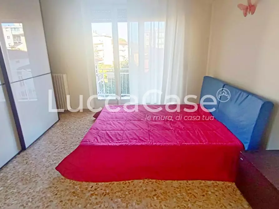 Immagine 19 di Appartamento in vendita  a Lucca