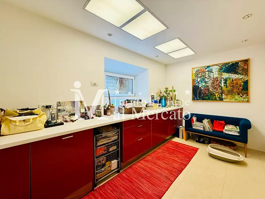Immagine 63 di Villa in vendita  a Camaiore