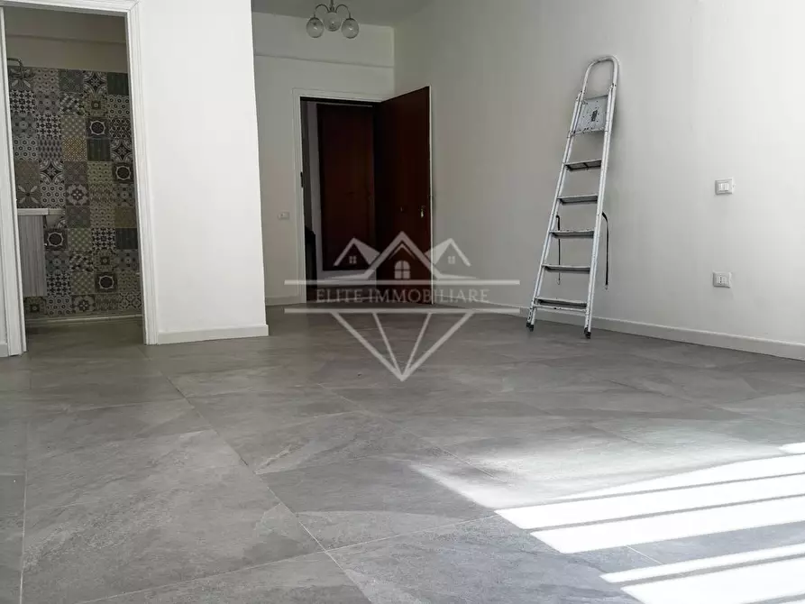 Immagine 14 di Appartamento in vendita  a Carrara