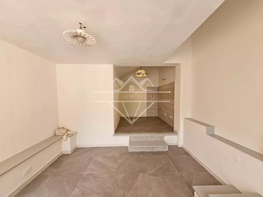 Immagine 7 di Appartamento in vendita  a Carrara