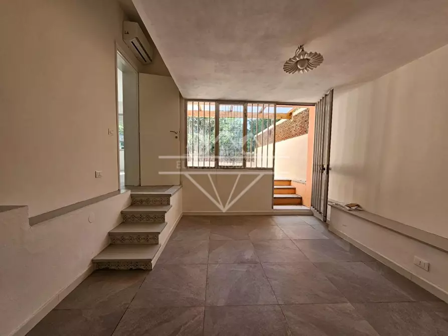 Immagine 8 di Appartamento in vendita  a Carrara