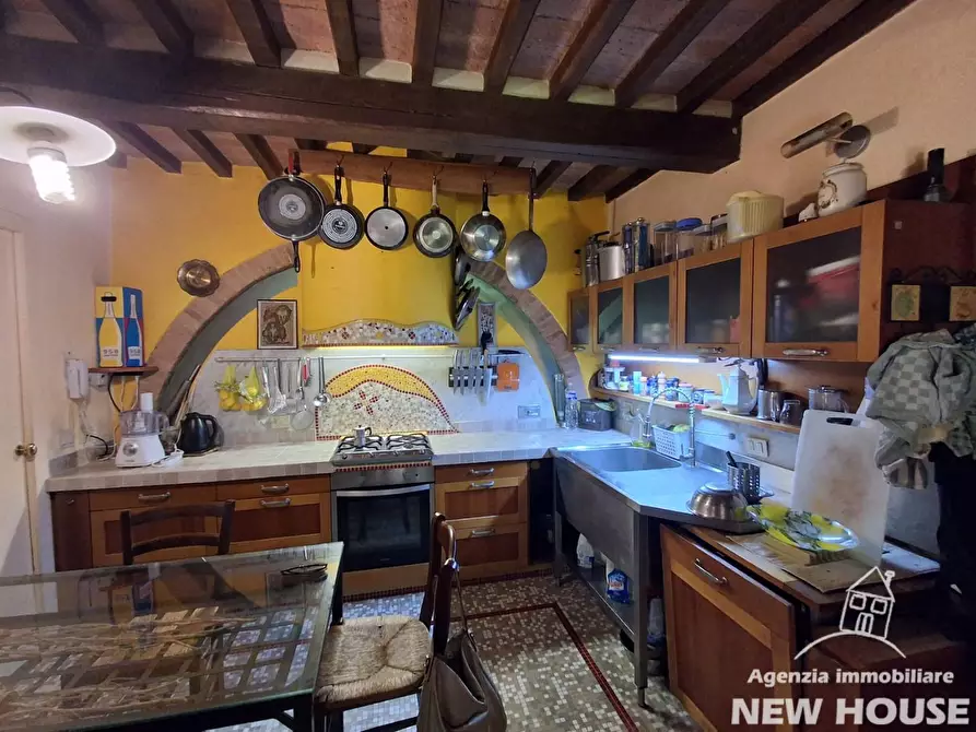 Immagine 5 di Casa colonica in vendita  a Casciana Terme Lari