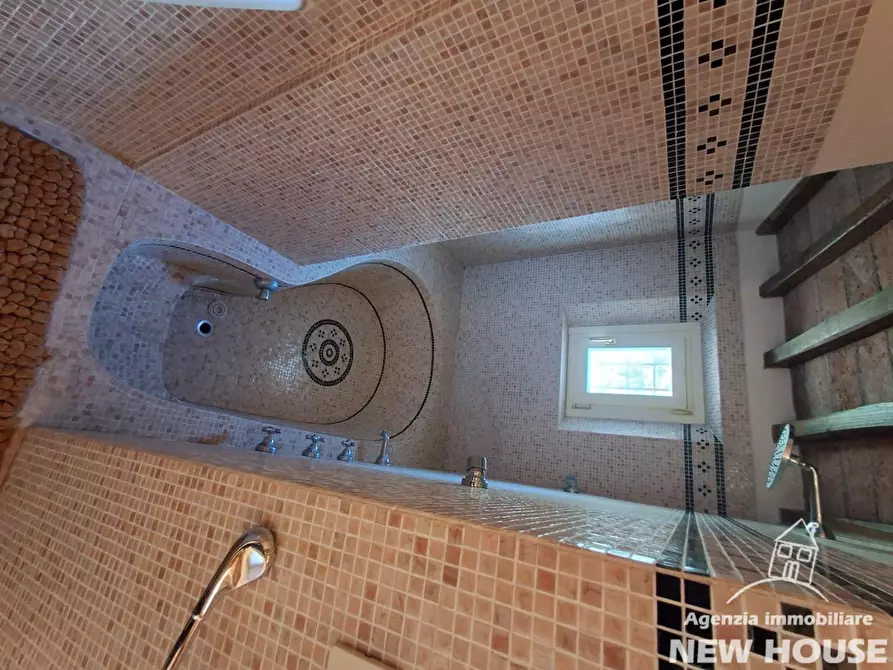 Immagine 23 di Casa colonica in vendita  a Casciana Terme Lari