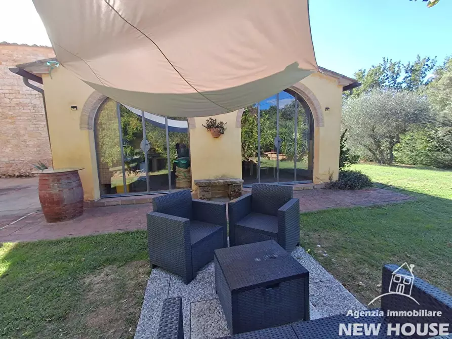 Immagine 9 di Casa colonica in vendita  a Casciana Terme Lari