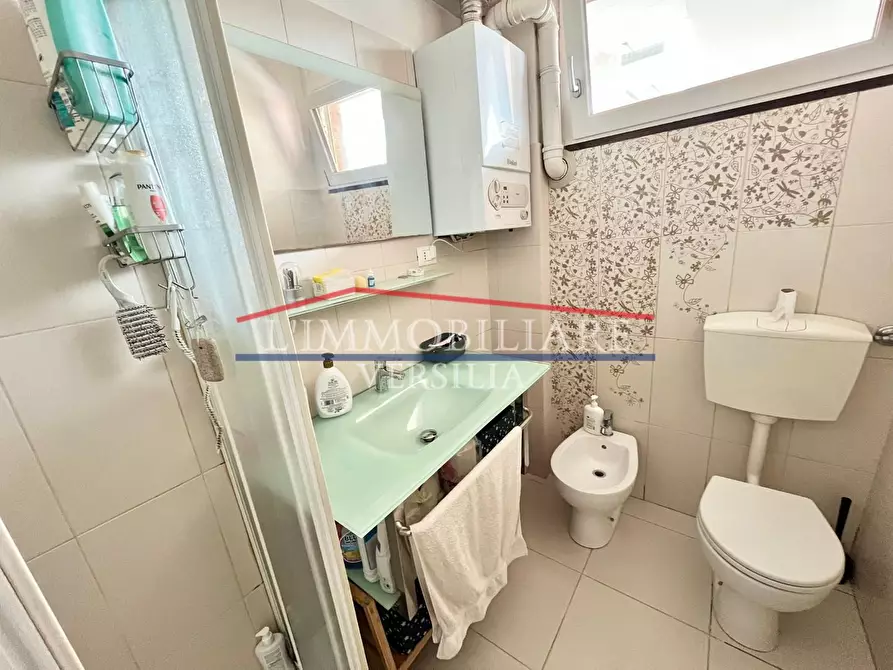 Immagine 7 di Appartamento in vendita  a Massa