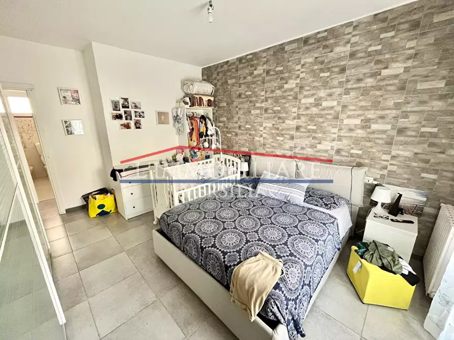 Immagine 6 di Appartamento in vendita  a Massa