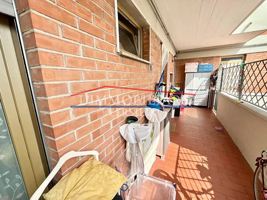 Immagine 14 di Appartamento in vendita  a Massa