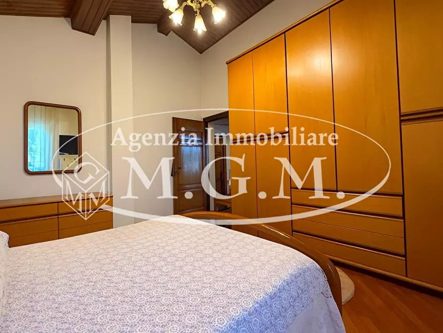 Immagine 28 di Porzione di casa in vendita  a Pontedera